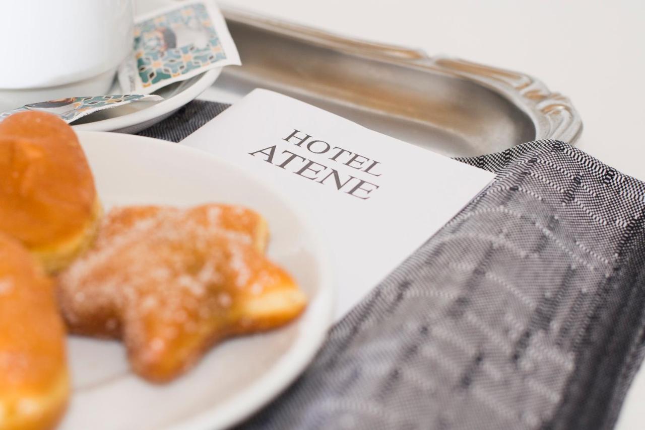 לידו די ג'סולו Hotel Atene מראה חיצוני תמונה