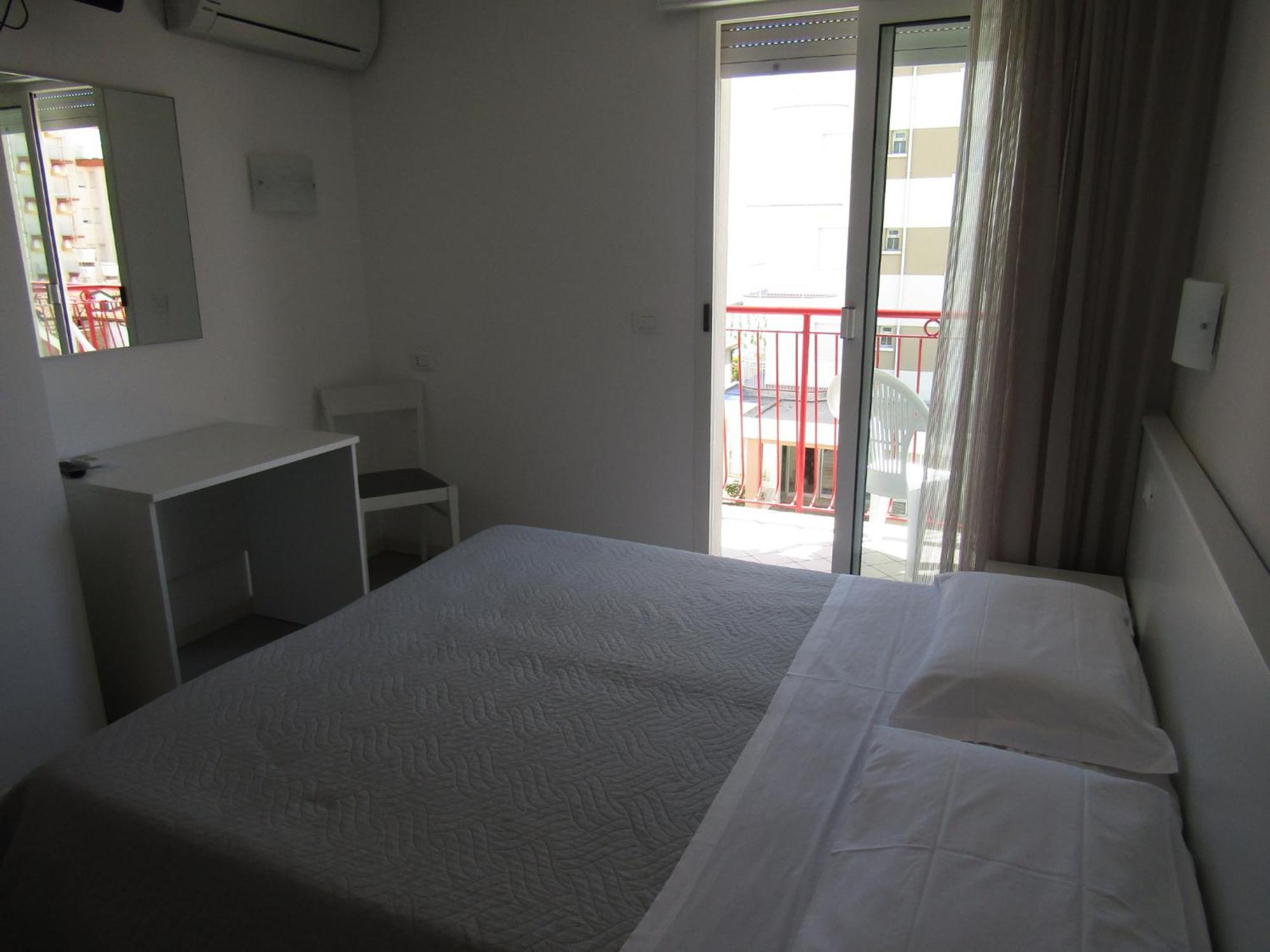 לידו די ג'סולו Hotel Atene מראה חיצוני תמונה